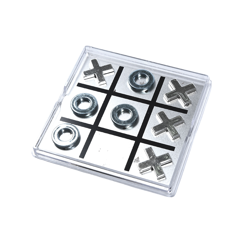 Magnetická kovová súprava Tic-Tac-Toe v priehľadnom akrylovom puzdre