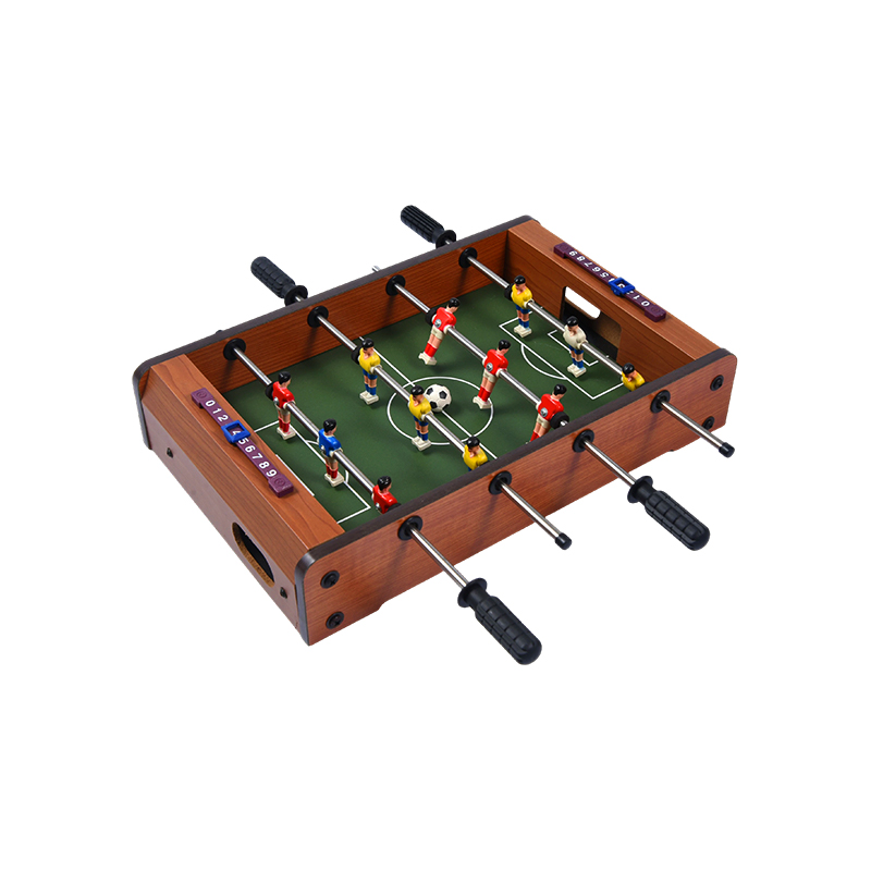 Kompaktný stolný futbal so živými hráčmi Drevený mini stolný futbal